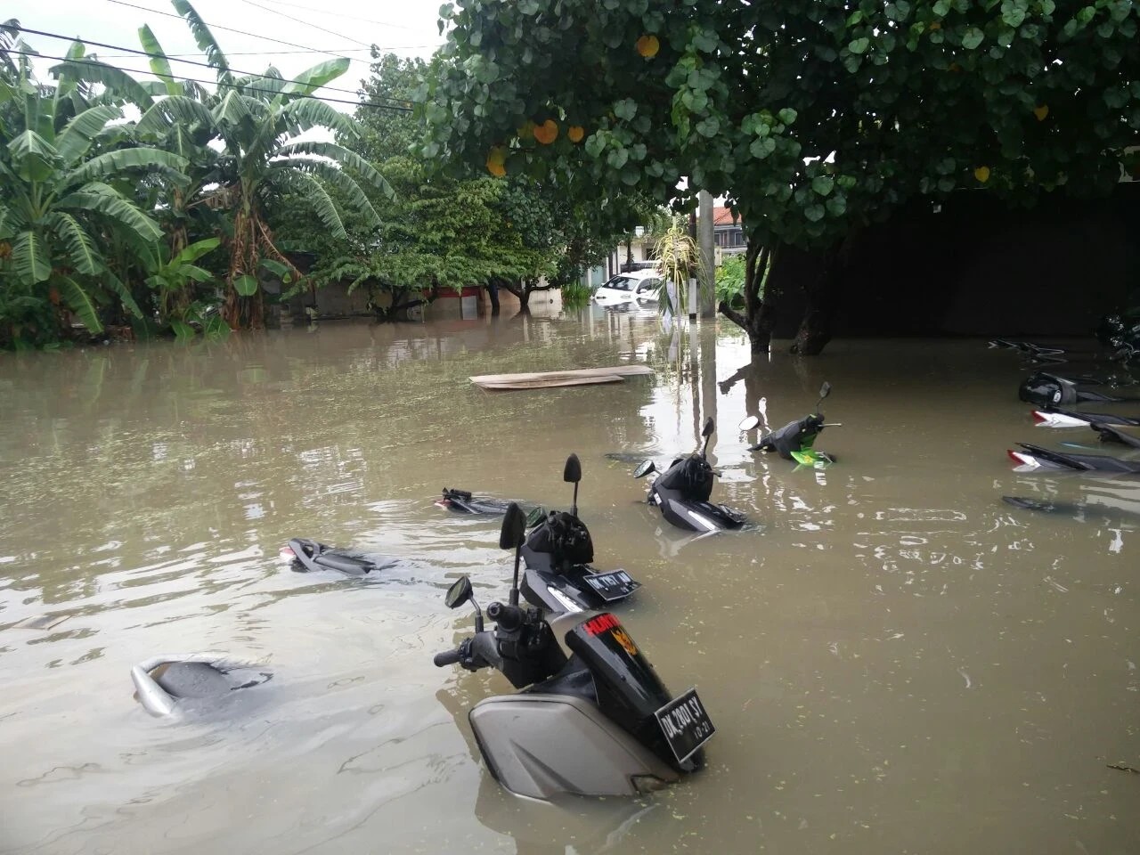 Volcano Treks in Bali Turn Perilous as Rains Hit Hard