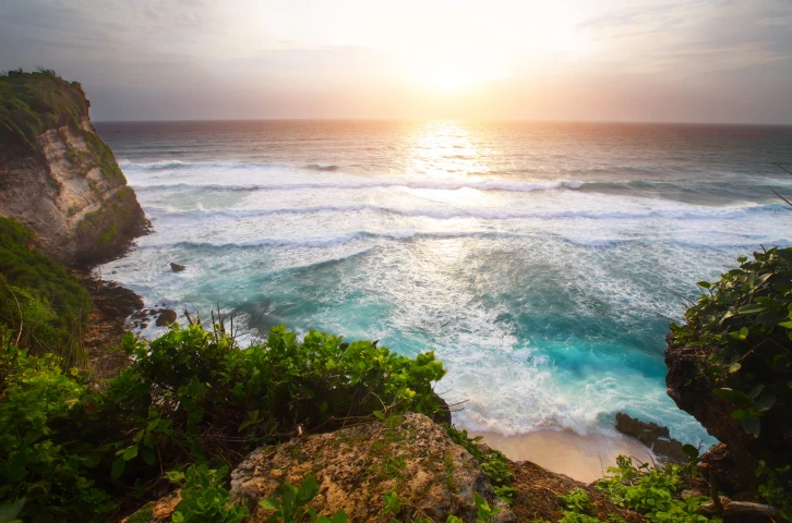 A tourist fell off a cliff while capturing the sunset in Bali