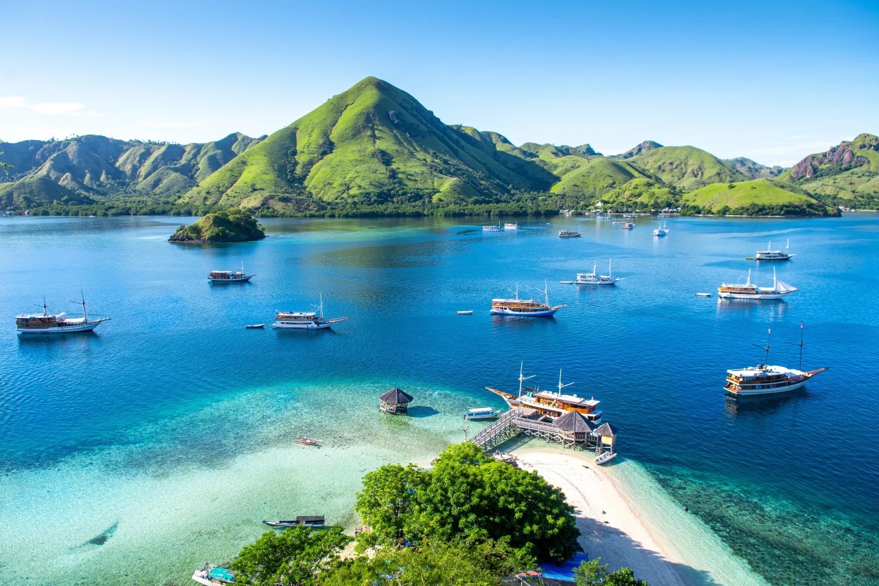 A Weekend Adventure: Exploring Flores & Komodo Island