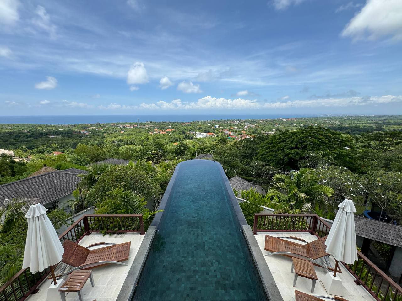 Villa ocean view in bali Ungasan 4 or more bedrooms