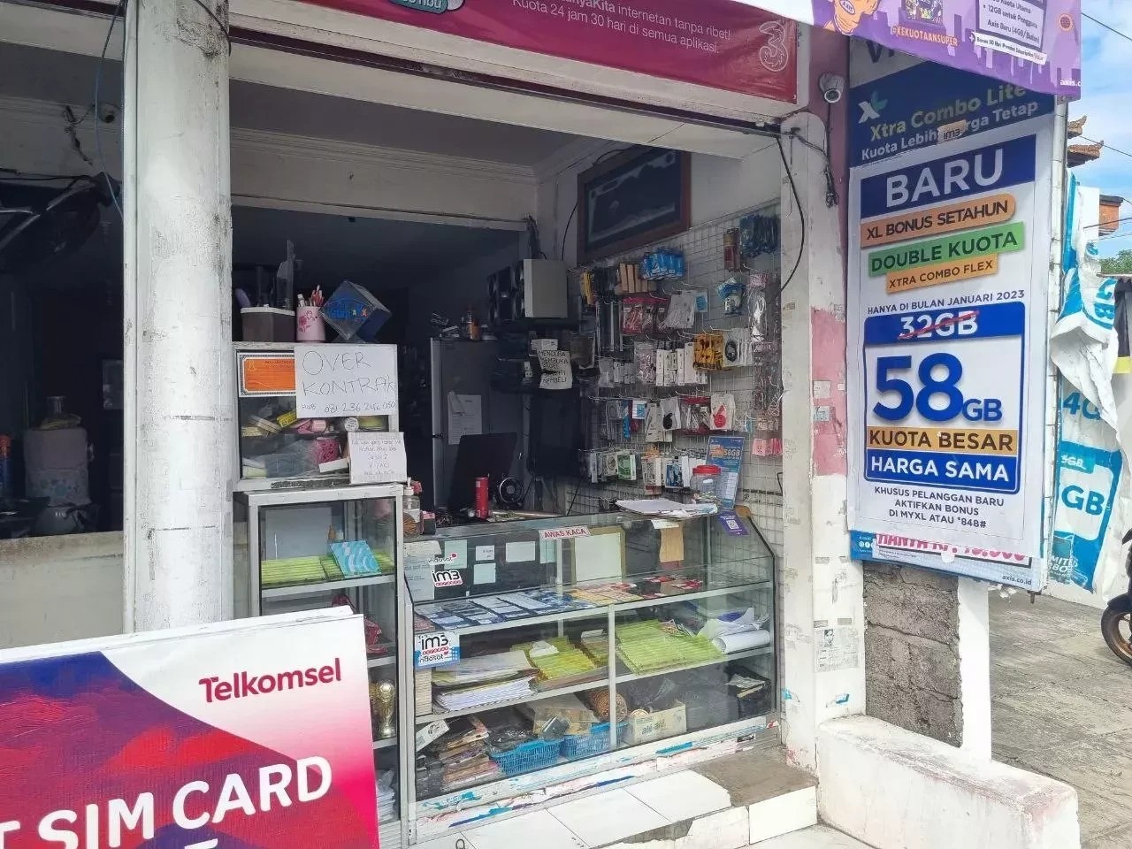 Indonesia’s Mobile Shake-Up: eSIM Rollout & SIM Card Crackdown!