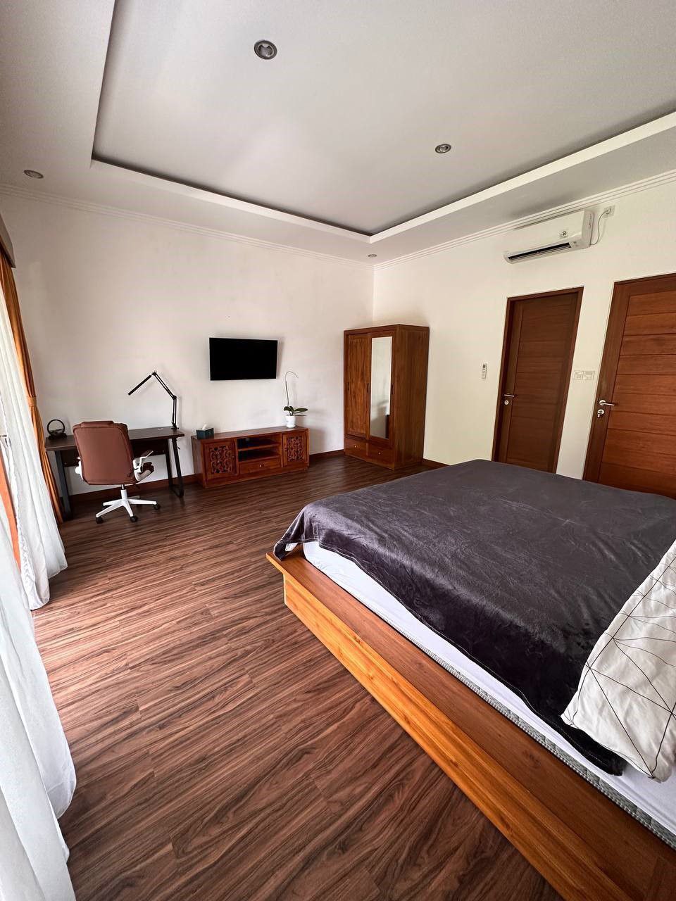 Villa spacious room in Kuta 4 or more bedrooms