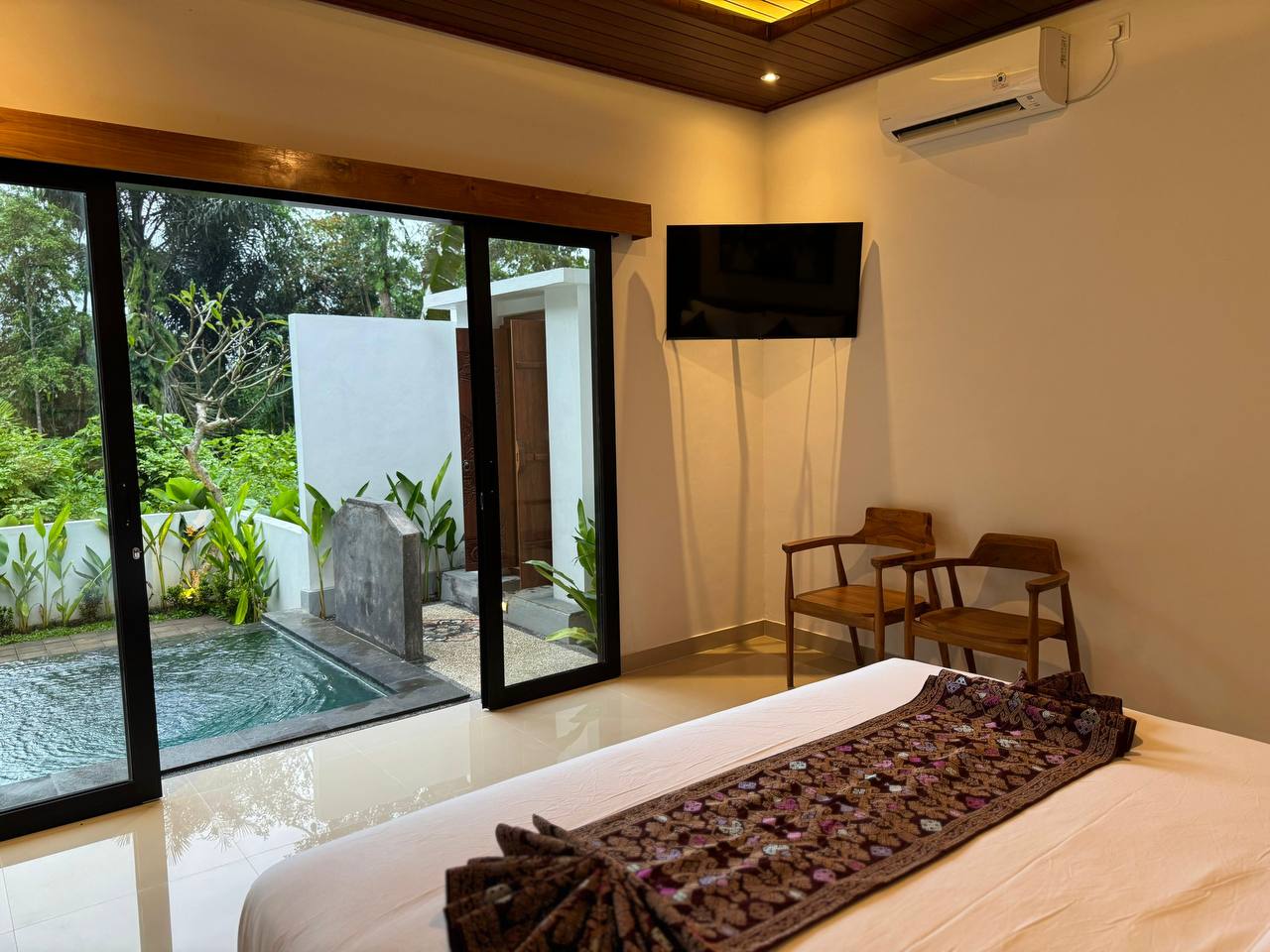 Villa with a view of the jungle Ubud 2  bedrooms