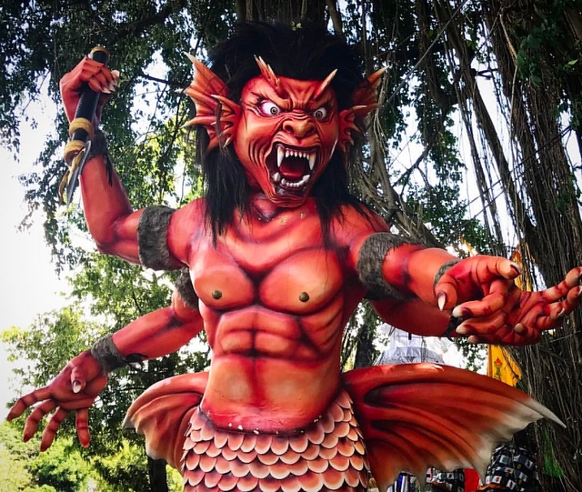 Bloody Balinese ceremonies