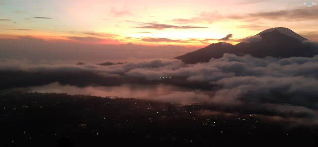 Ascending Mount Batur - Bali.live