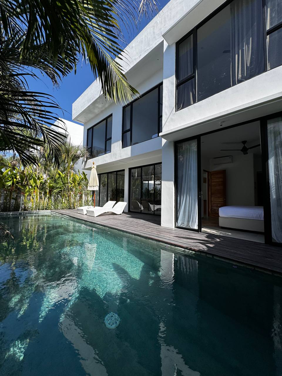 Villa in an excellent location Canggu 160m² 4 or more bedrooms