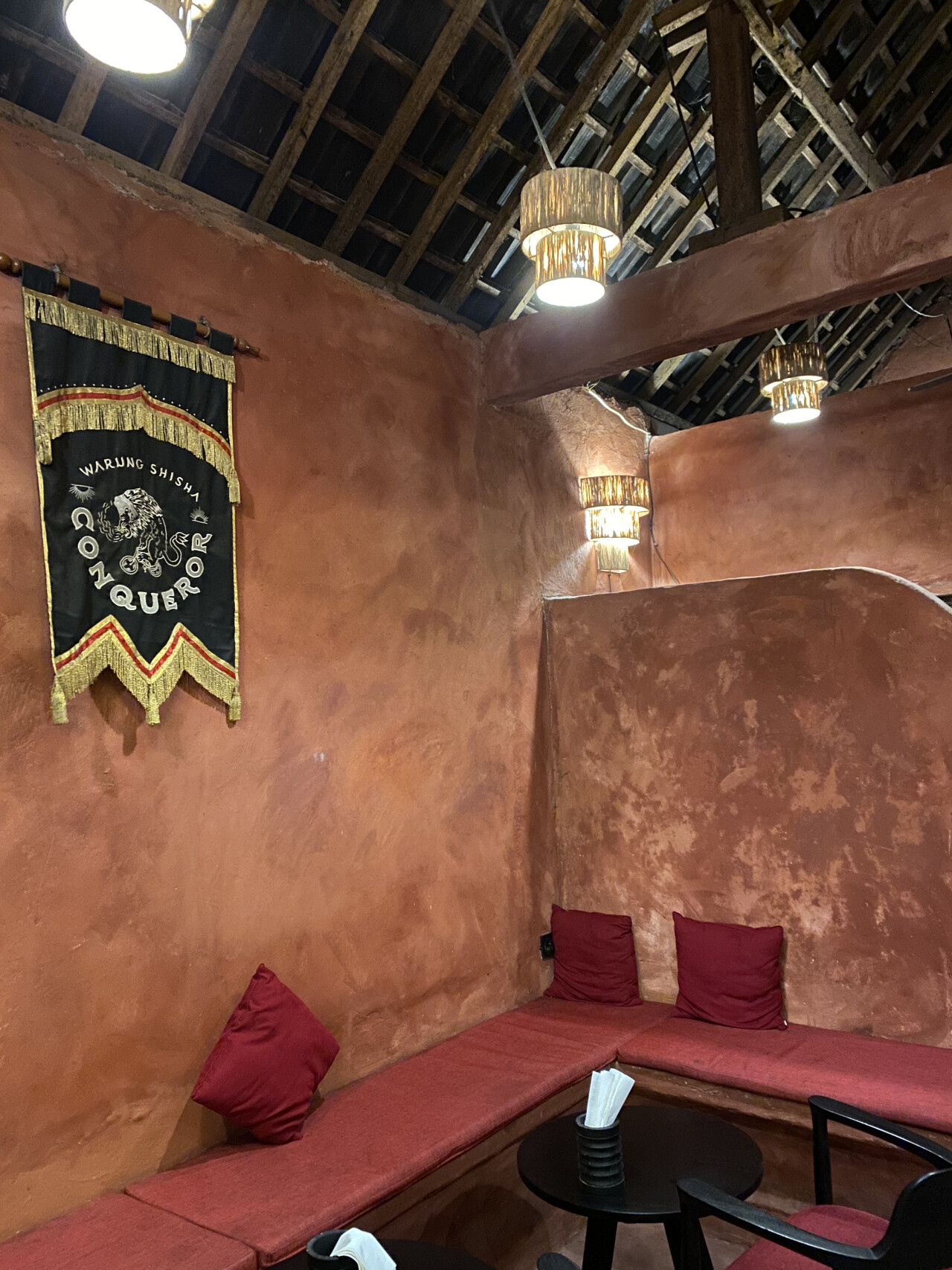 Conqueror Ubud - Warung Shisha
