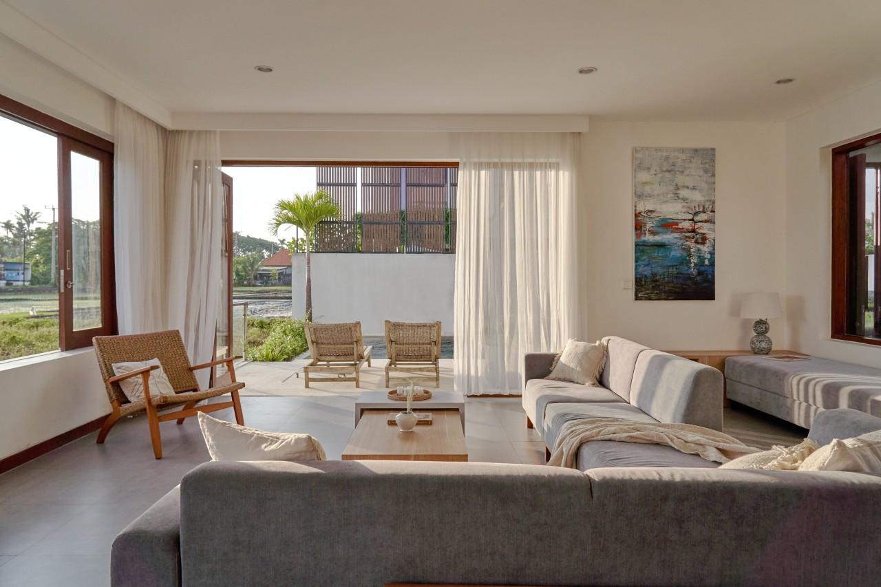 Villa premium-class retreat 5 minutes from the ocean Cemagi 251m² 3  bedrooms