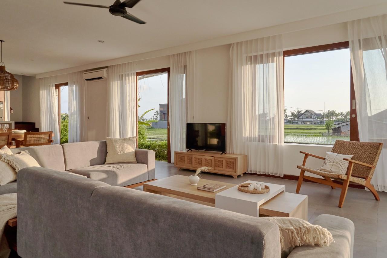 Villa premium-class retreat 5 minutes from the ocean Cemagi 251m² 3  bedrooms