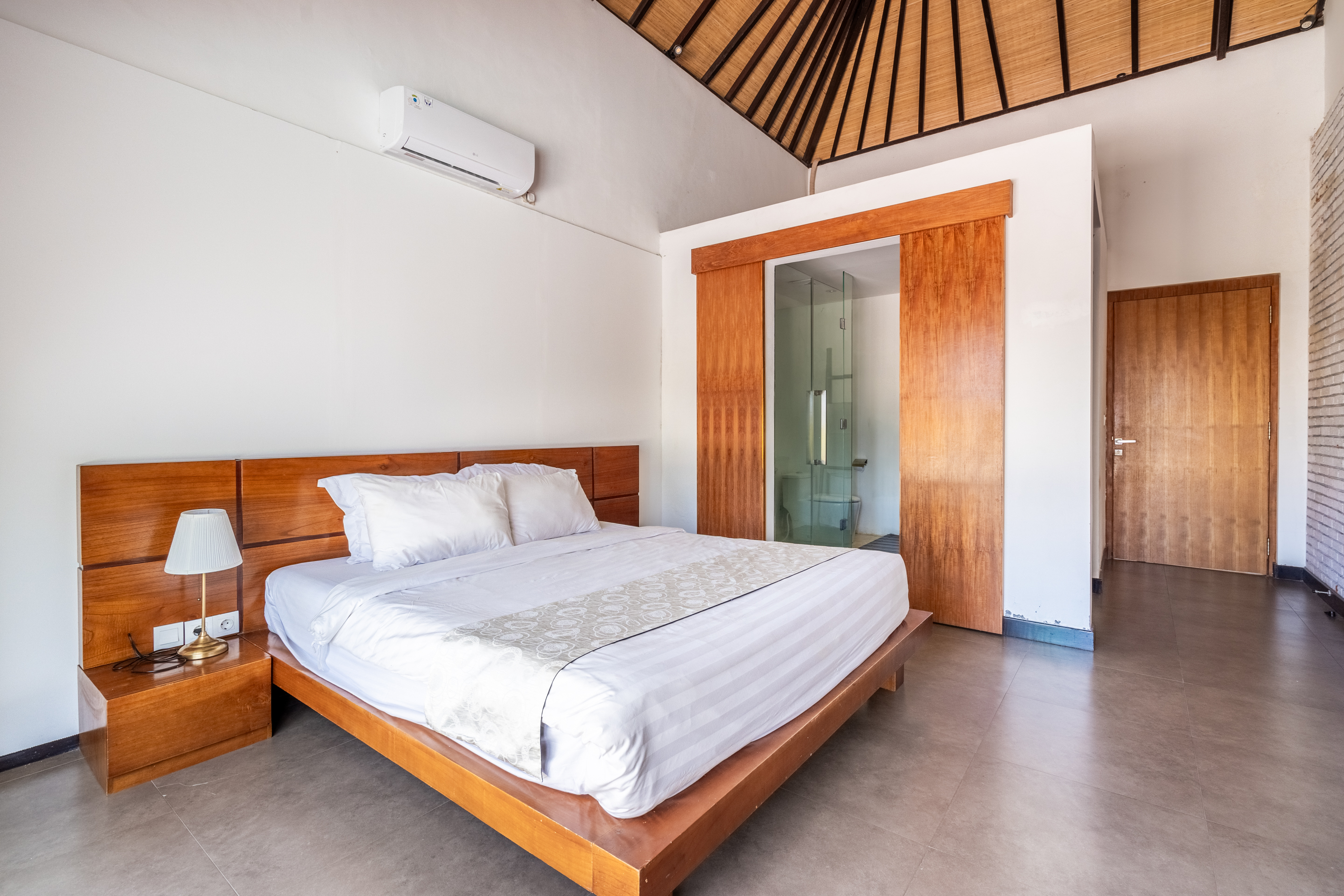 Villa for a large company Abiansemal 394m² 4 or more bedrooms