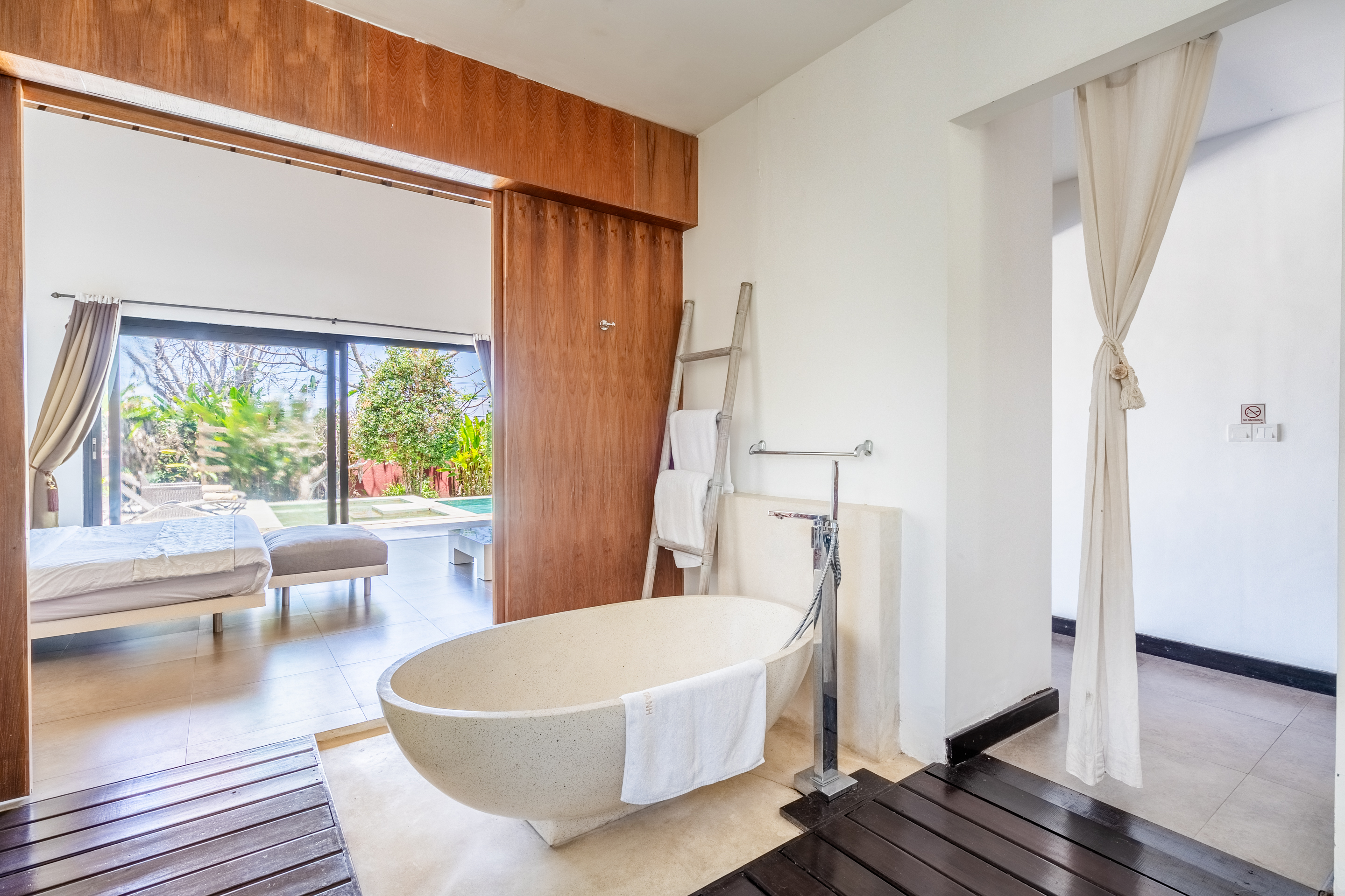 Villa for a large company Abiansemal 394m² 4 or more bedrooms