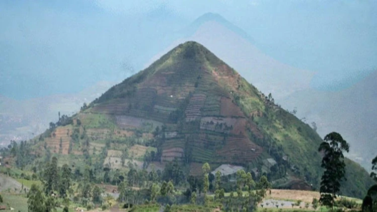 The pyramid in Java turned out to be the oldest in the history of mankind