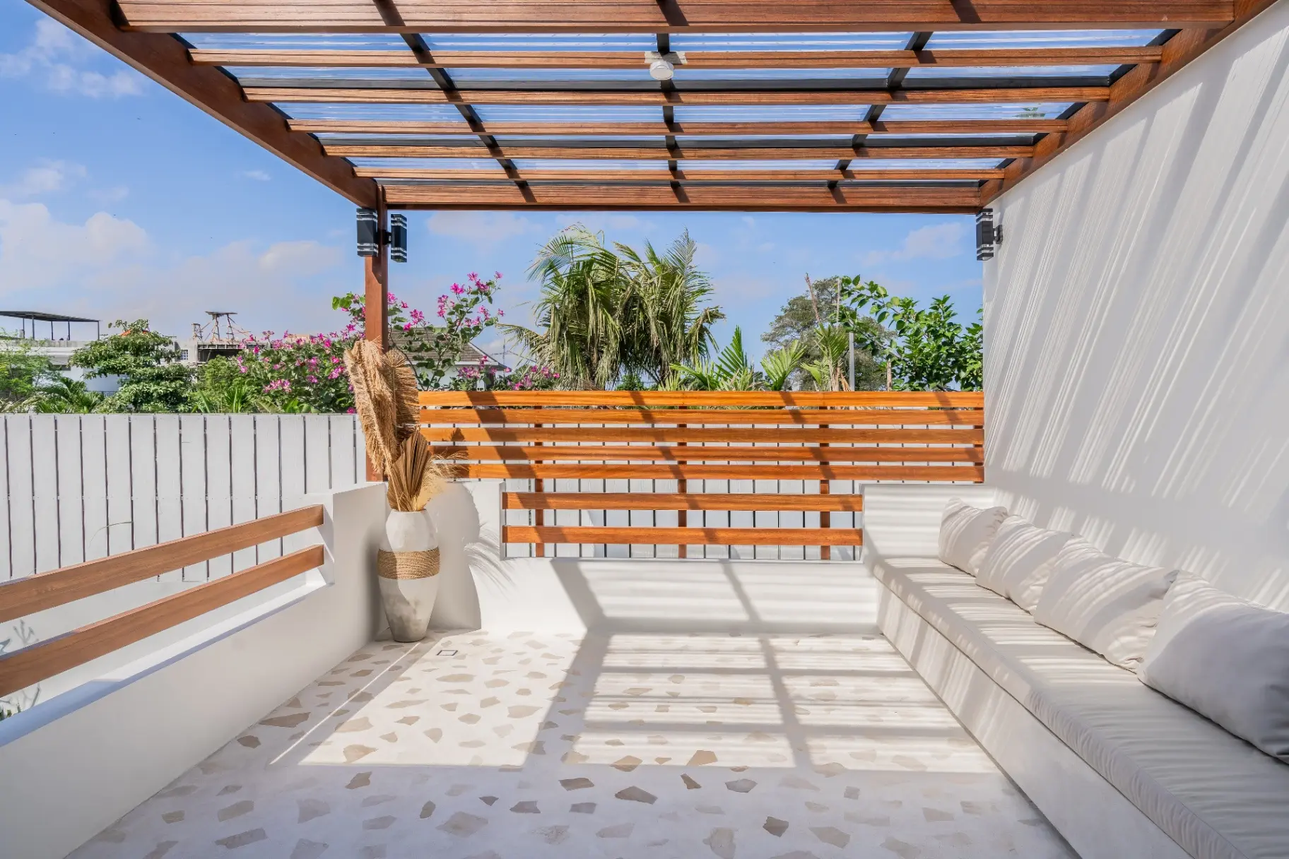 Villa cozy and stylish with a private pool and garden Kerobokan
