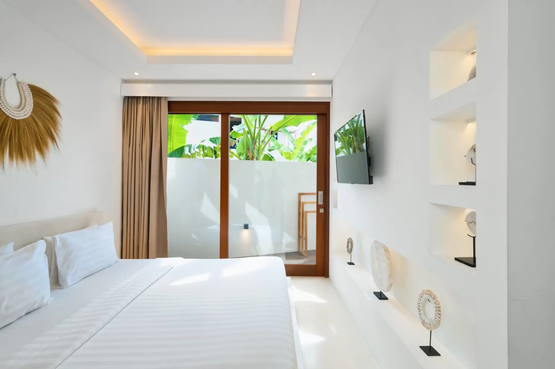 Apartments modern apartments with swimming pool and garden Pererenan