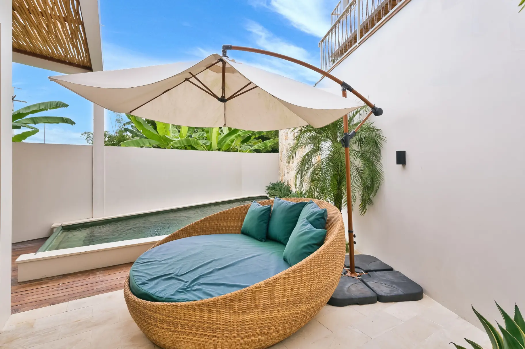 Apartments modern apartments with swimming pool and garden Pererenan