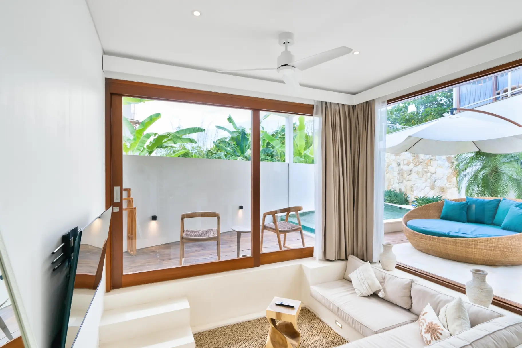 Apartments modern apartments with swimming pool and garden Pererenan