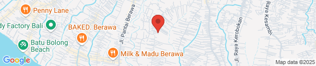 Villa with a pool and a balcony — great location Kerobokan