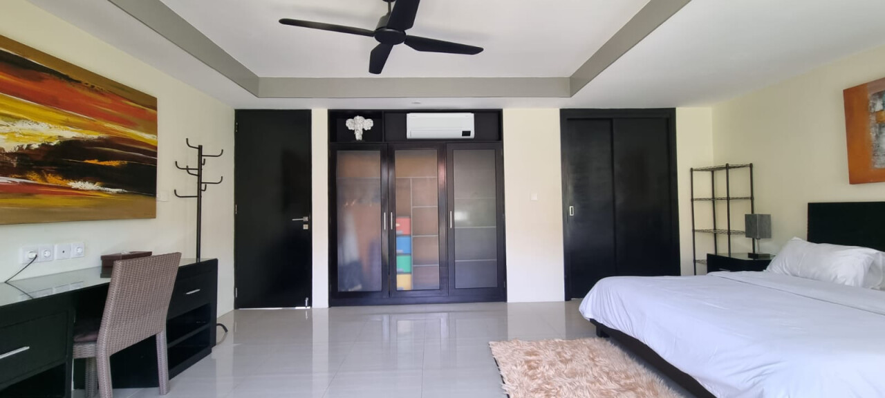 Villa two-story apartment in a condo hotel Denpasar 76m²
