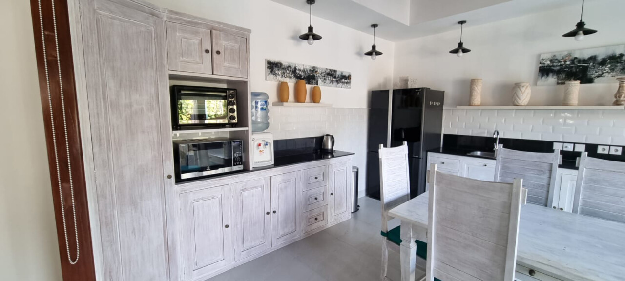 Villa super with pool in a 4* beachfront hotel Sanur 206m²