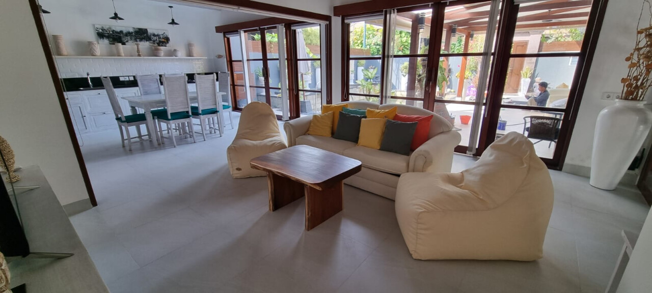 Villa super with pool in a 4* beachfront hotel Sanur 206m²