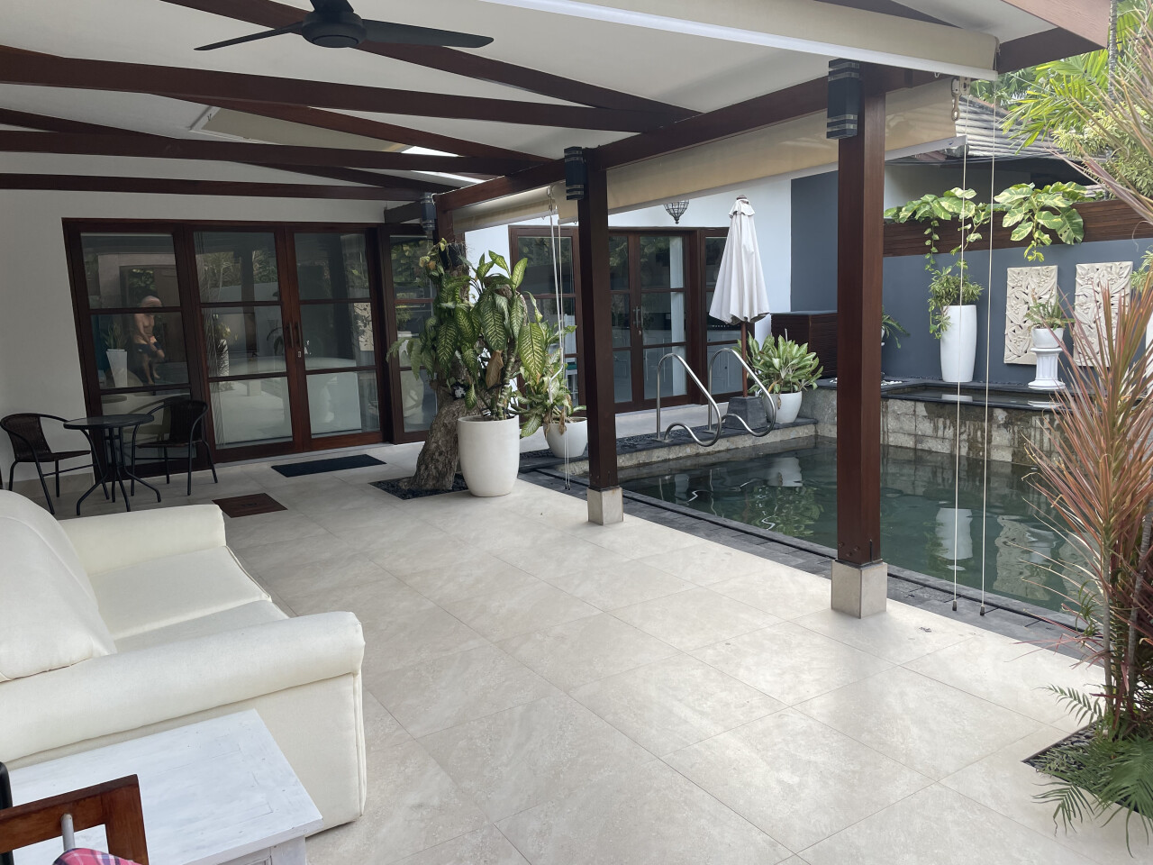 Villa super with pool in a 4* beachfront hotel Sanur 206m²