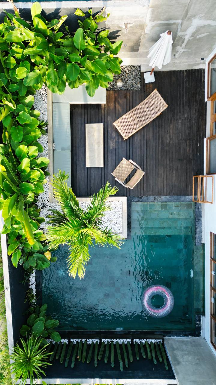 Villa modern villa with a view of rice fields in berawa Canggu