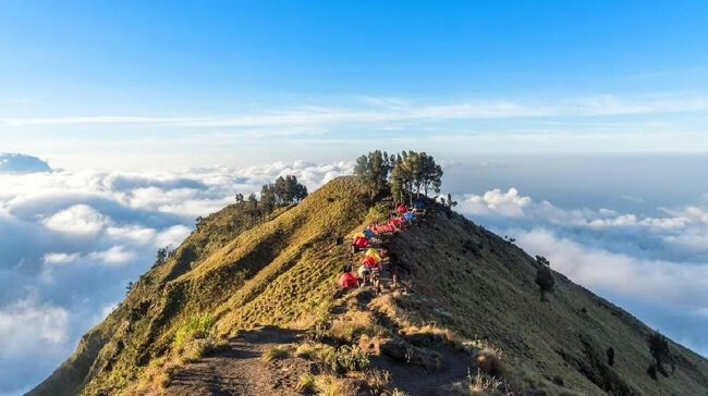 52 Climbers Blacklisted from Mount Rinjani