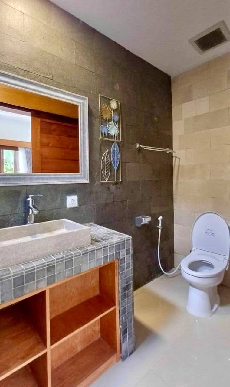 Villa room rental with balcony in Canggu