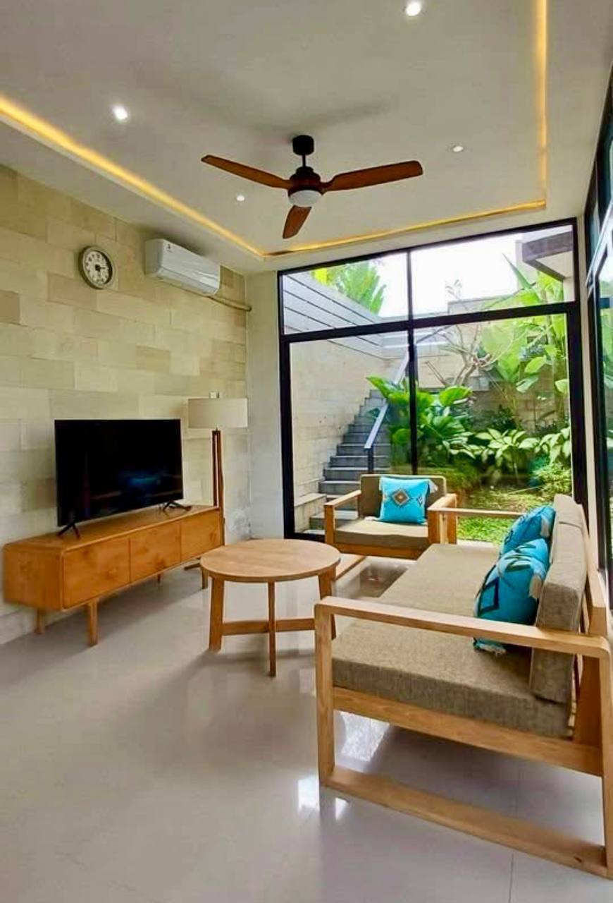 Villa room rental with balcony in Canggu
