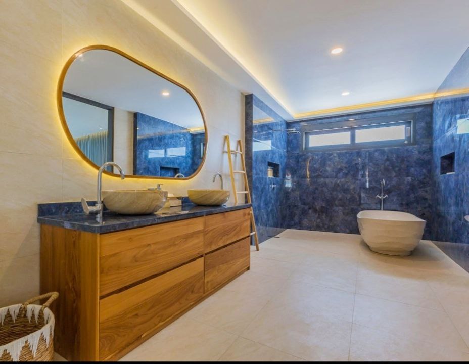 Villa spacious Kerobokan 285m²