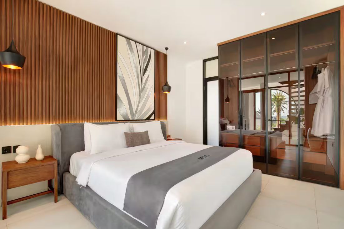 Villa new with rooftop pool and sea view Pererenan