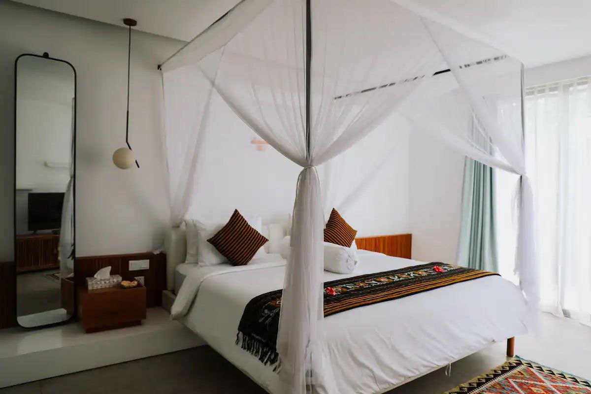 Villa cozy with a sunset view Tibubeneng 300m²