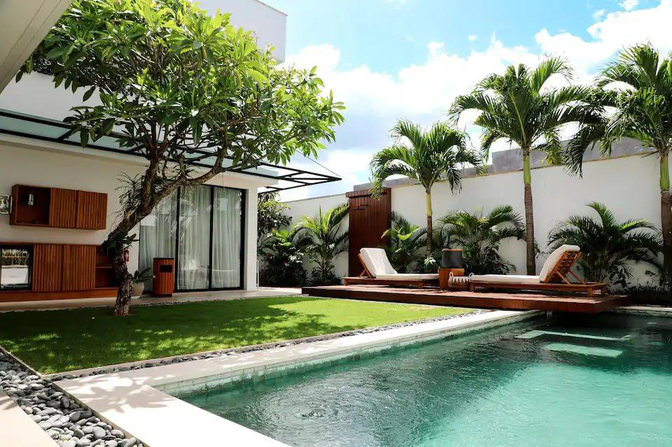 Villa cozy with a sunset view Tibubeneng 300m²