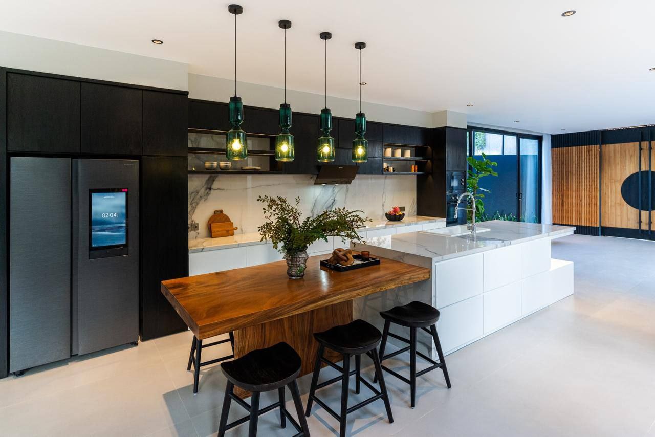 Villa modern private villa with gym Pererenan 350m²