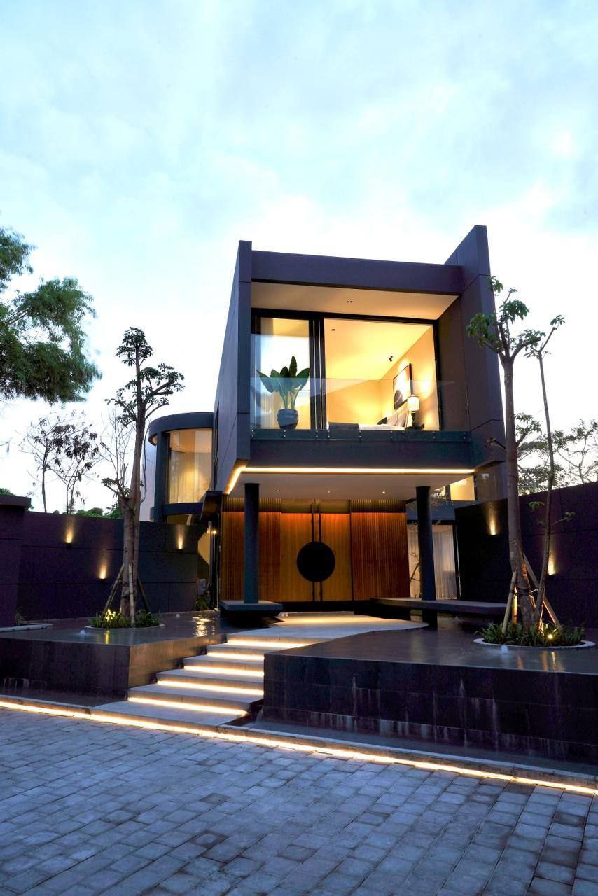 Villa modern private villa with gym Pererenan 350m²
