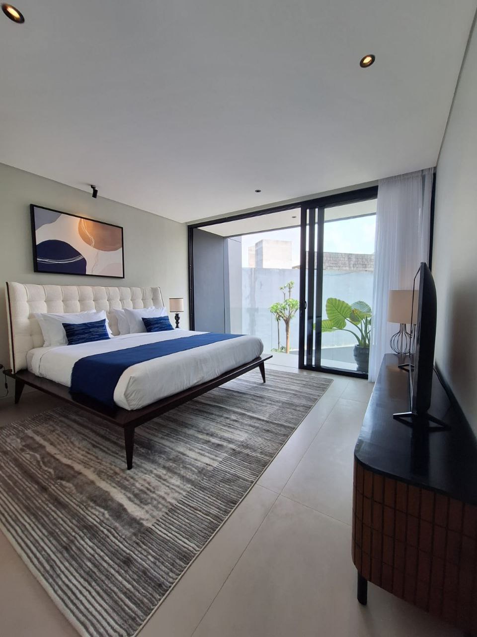 Villa modern private villa with gym Pererenan 350m²