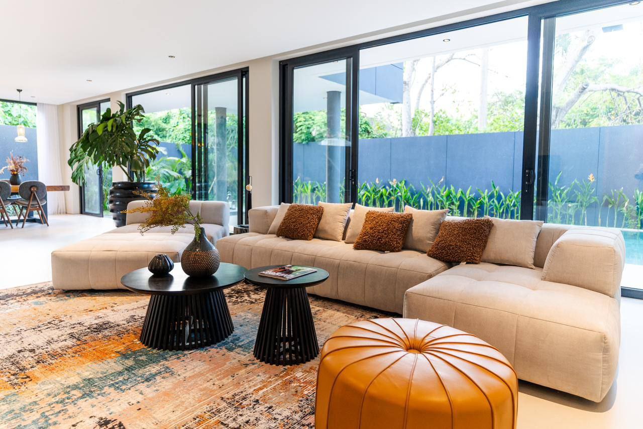 Villa modern private villa with gym Pererenan 350m²