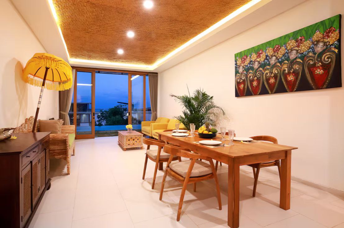 Villa on top of the hill with ocean view Jimbaran
