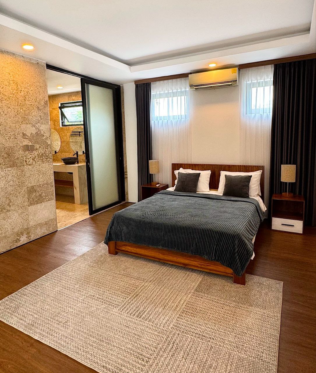 Villa bright with private pool Ungasan