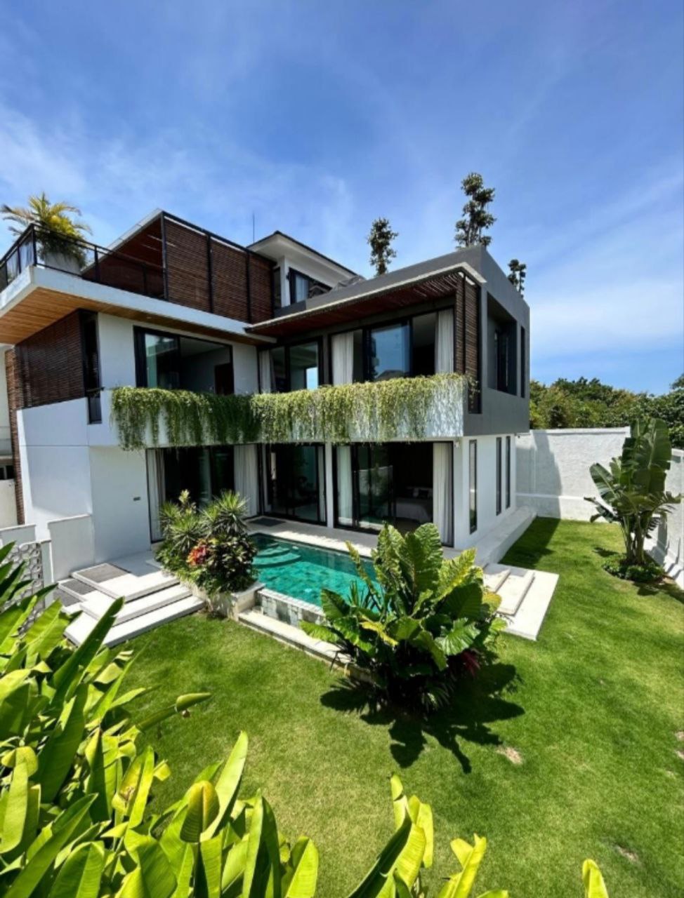 Villa new large villa in a gated complex Pecatu (uluwatu)
