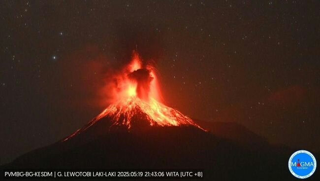 Indonesia’s Lewotobi Volcano Erupts: Highest Alert Level Issued