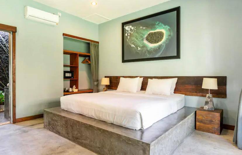 Guesthouse room in a guest house Tibubeneng