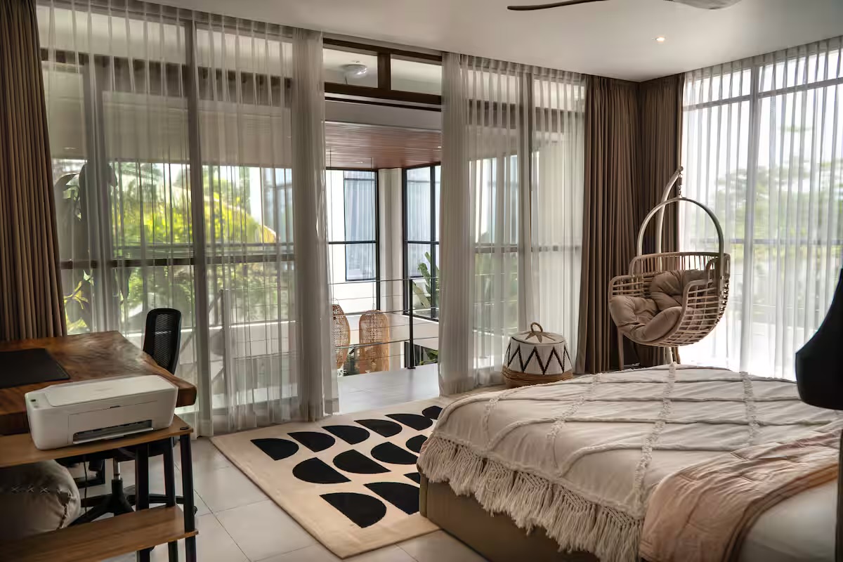 Villa balimood luxury 4br with ocean view + rooftop Mengwi