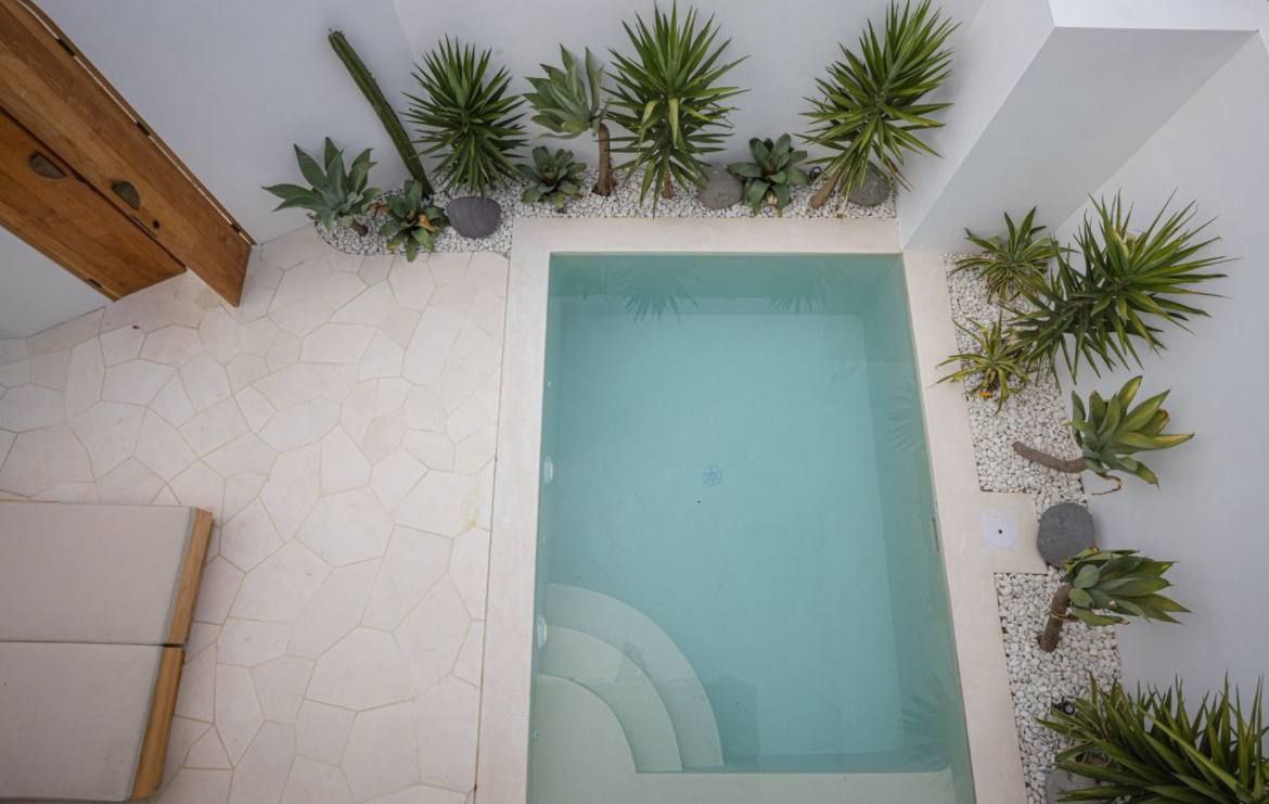 Villa with pool and terrace Batu bolong