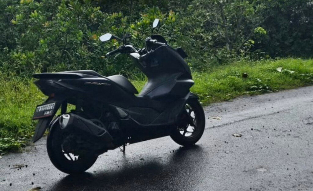 Nearest Available Bikes