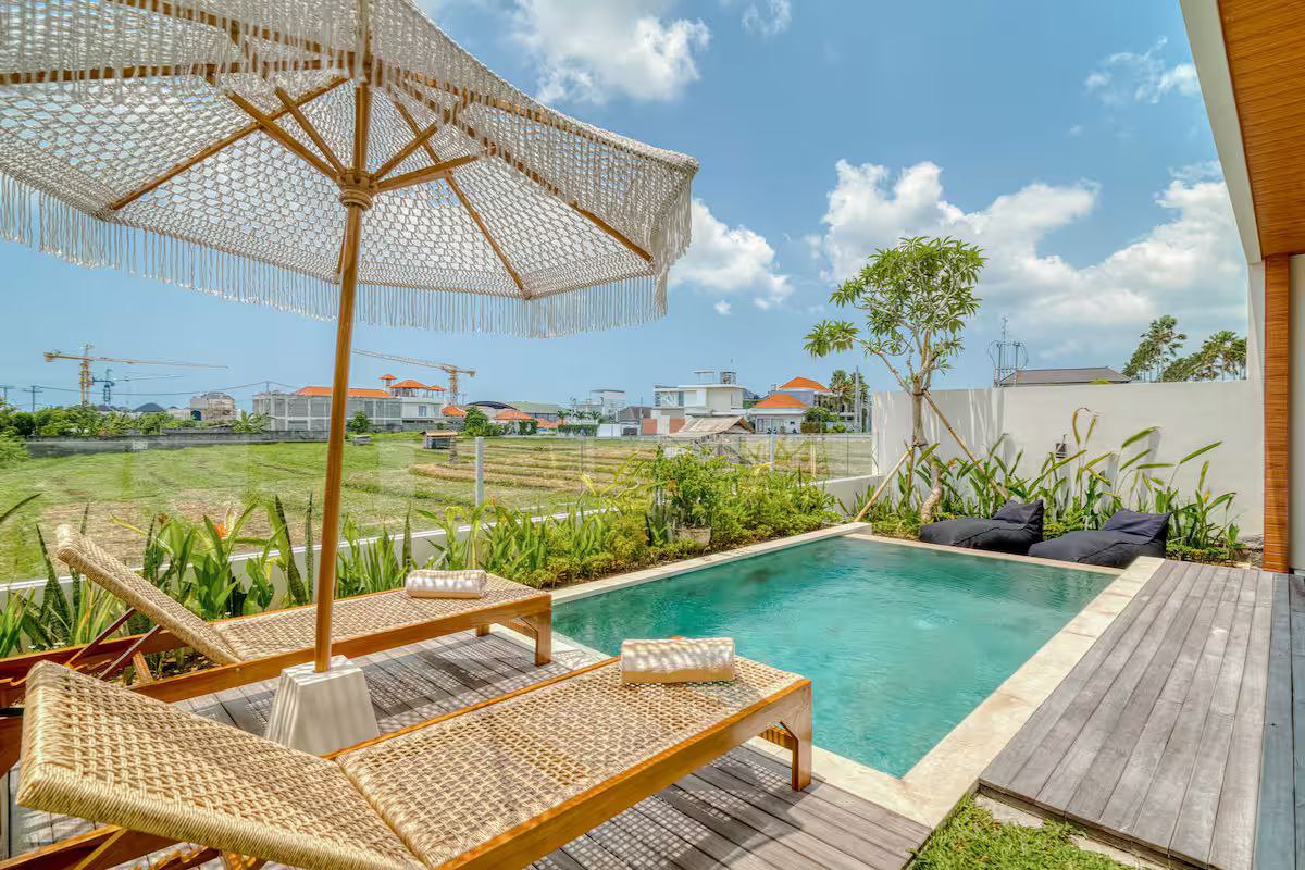Villa private in the very center Canggu 200m²
