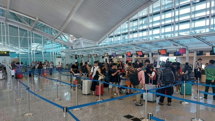 Lewotobi Eruption Disrupts Bali Flights Again – 32 Affected