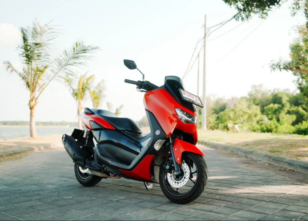 Yamaha Nmax 155 for rent