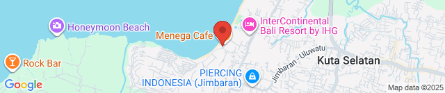 Nyoman Cafe Muaya Beach