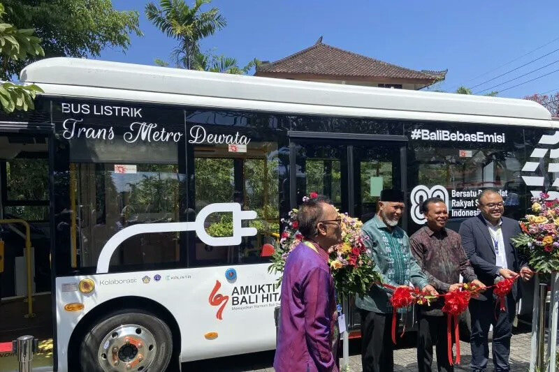 Bali Launches First Electric Bus Linking Kuta and Nusa Dua
